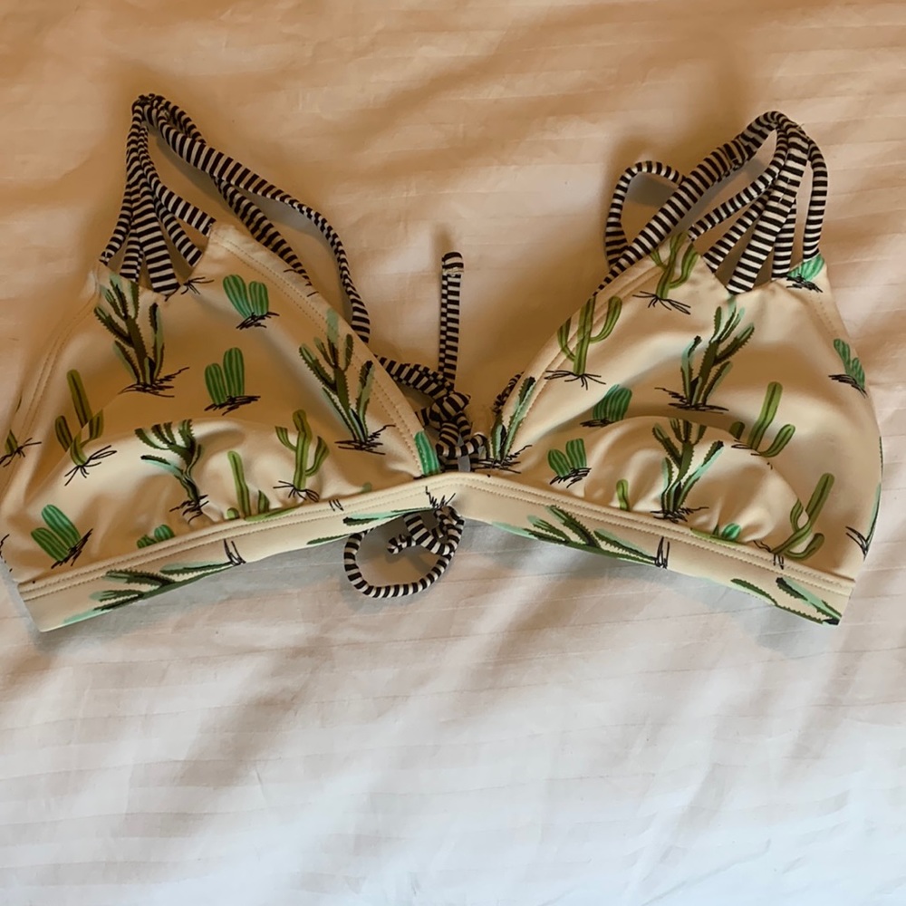Women’s Green Cactus Print Bikini Top - Size Large